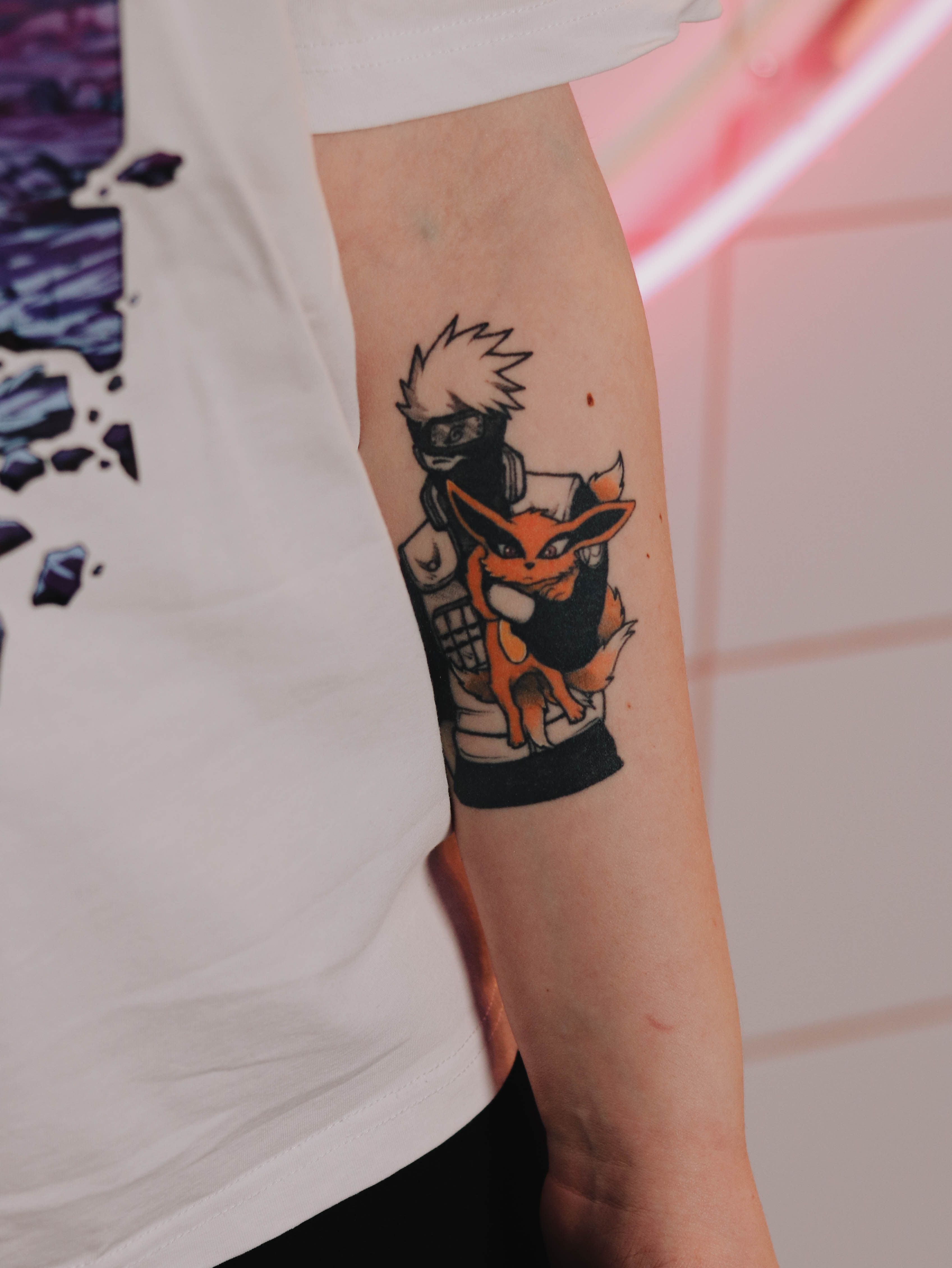 Referência visual de tatuagem inspirada em anime
